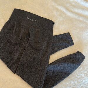 NVGTN workout leggings